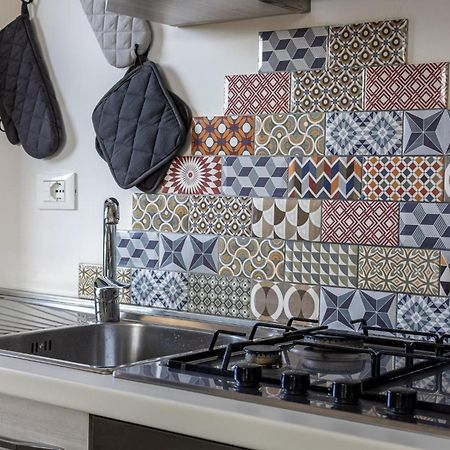 Radio Guest House Intero Appartamento Moderno A Trastevere 로마 외부 사진